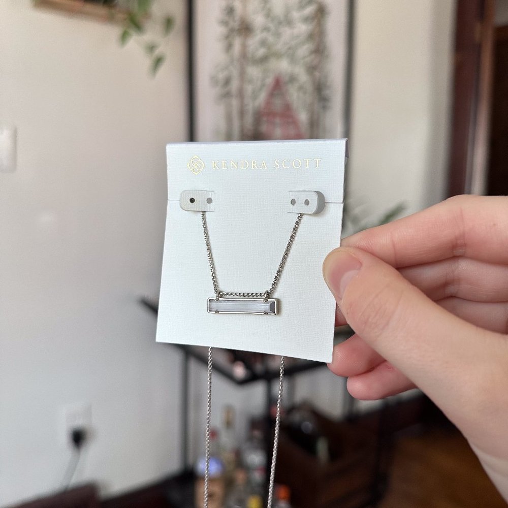 Kendra Scott Leanor Silver Pendant Necklace with Slate Cats Eye Stone